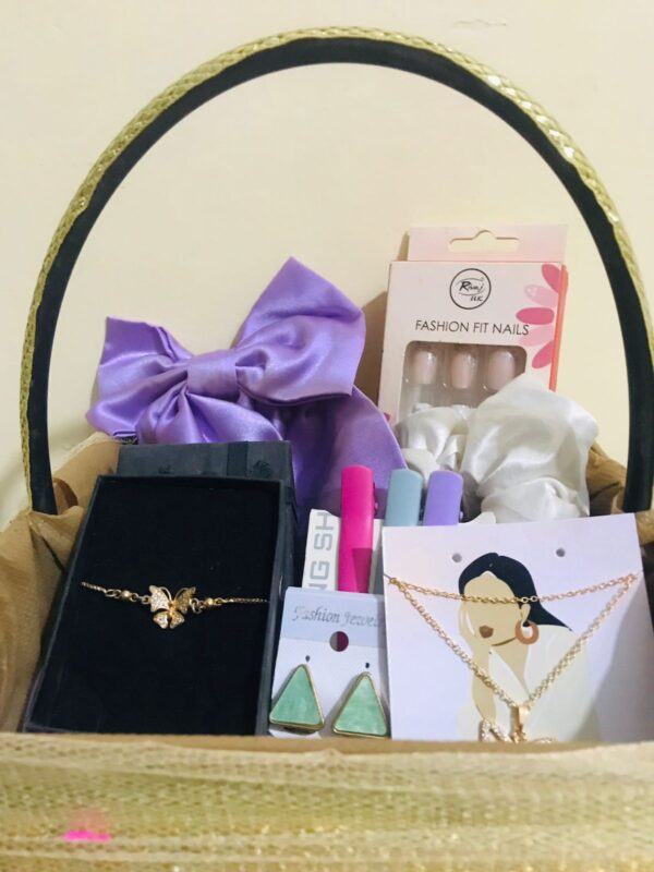 Gift Basket 6